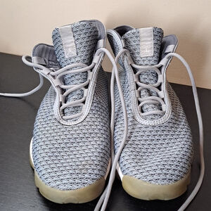 Nike Air Jordan Horizon Grey Size 7Y